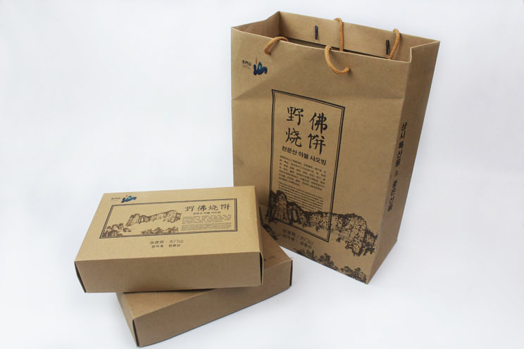 這樣原汁原味土特產(chǎn)禮品盒+手提袋套裝你也想要嗎？快來長沙印刷廠日大彩印定制！